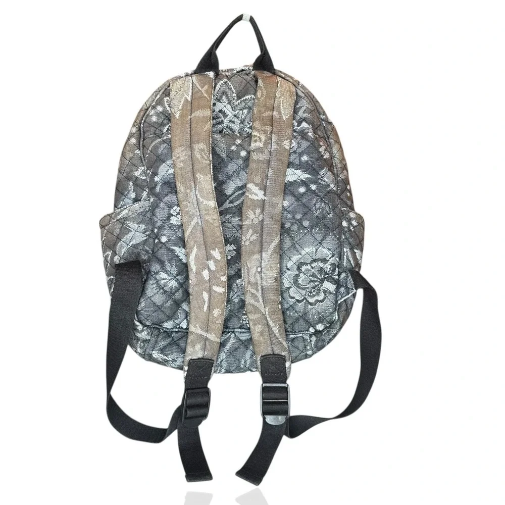 Vera Bradley Cloud Gray Paisley Print Quilted Fabric Backpack - Picture 4 of 7